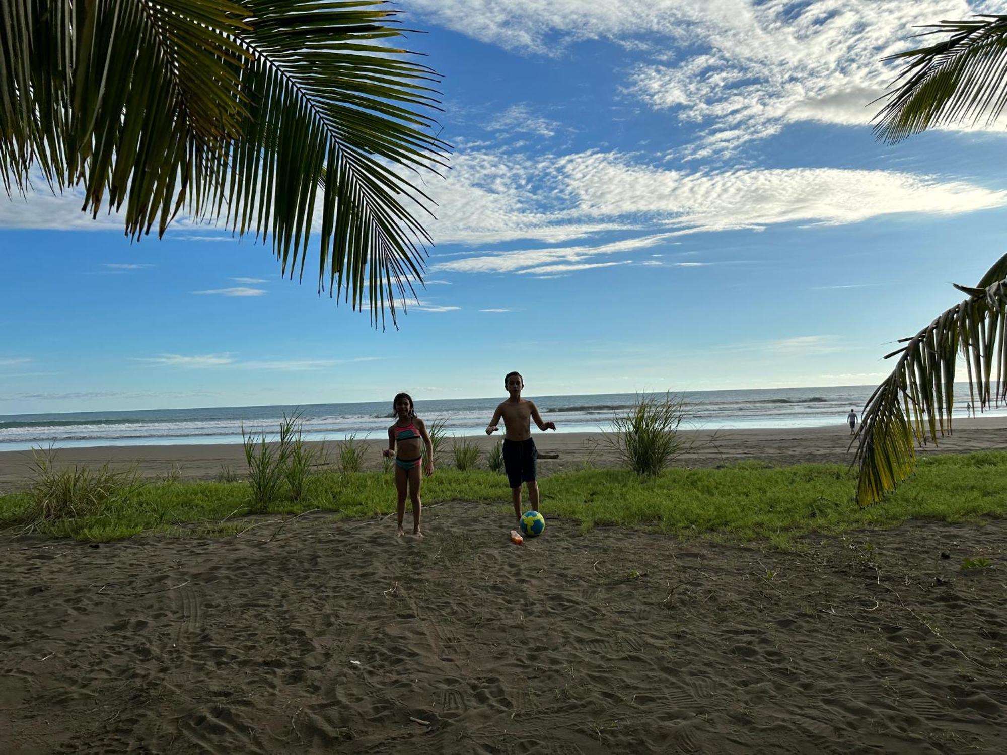 Casa Paraiso Tropical Parrita Eksteriør bilde